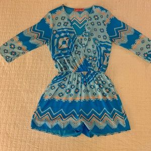 Island Blue Patterned Long-sleeved Romper